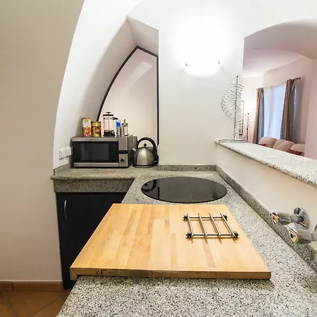 Attic Hroznova - Charles Bridge شقة *